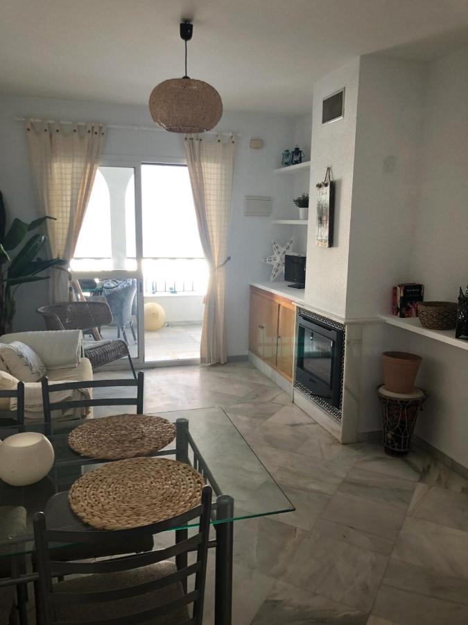 Apartamento En Urbanizacion Los Enebros Уэльва Экстерьер фото